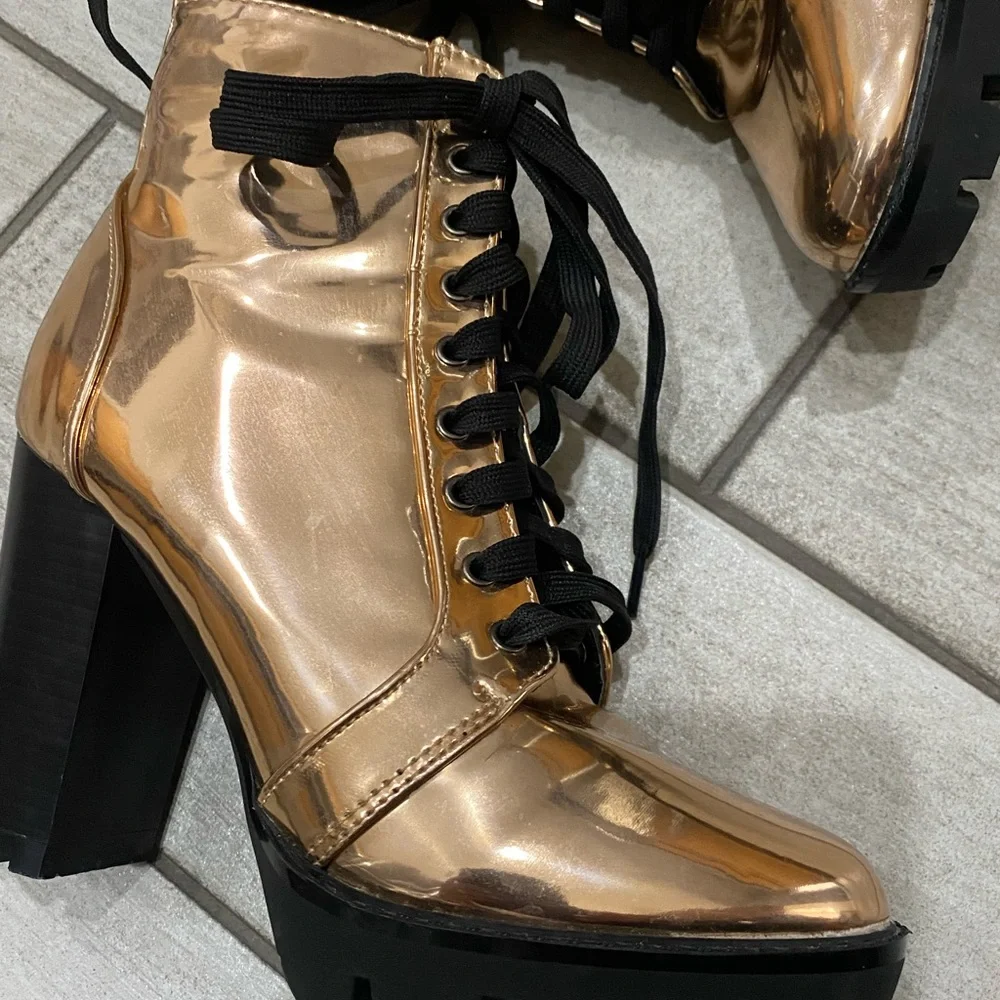Yoki sole cooper