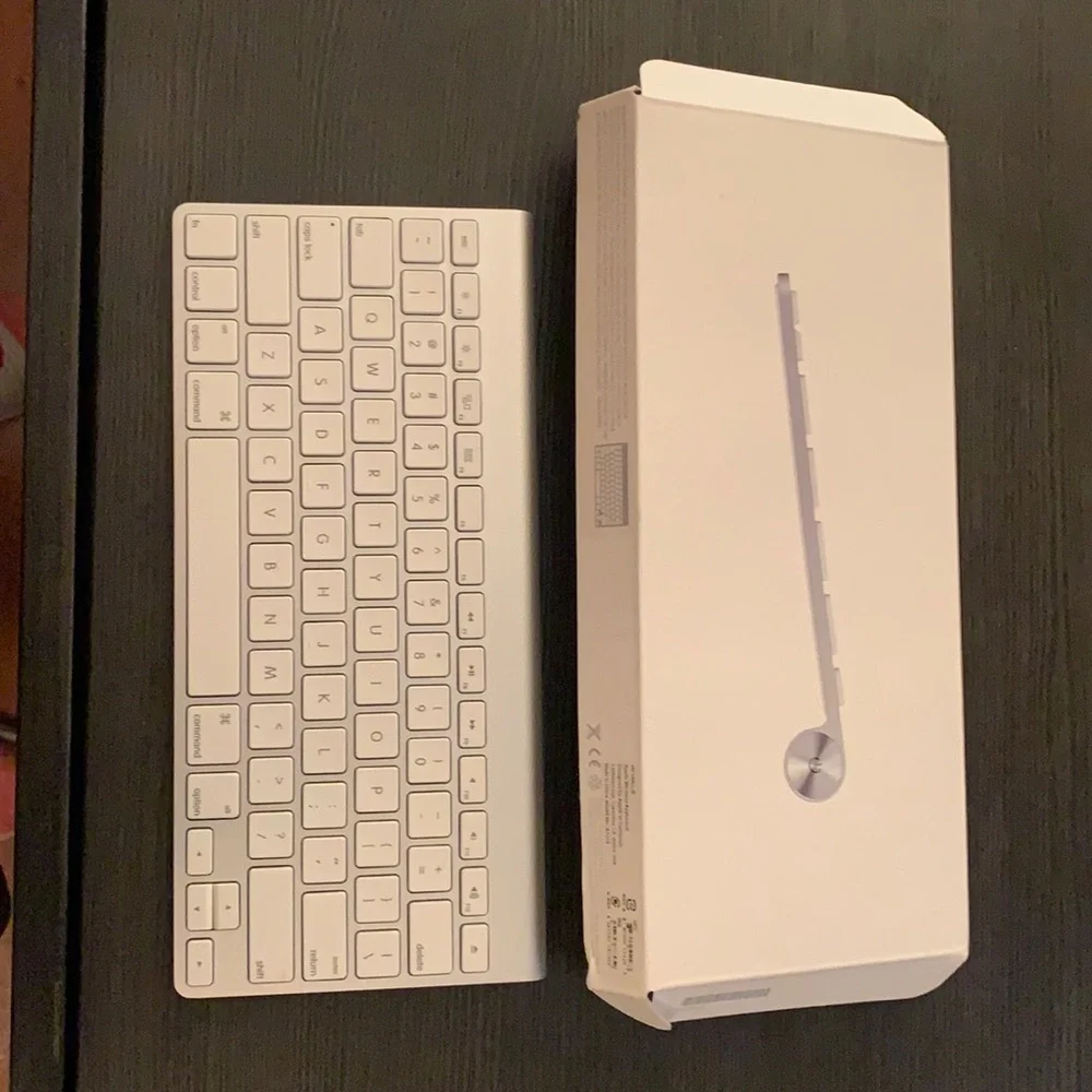 Apple like new
