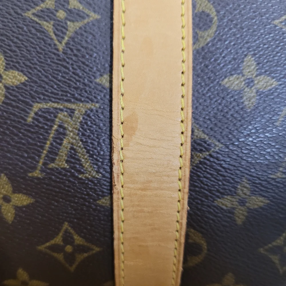 Louis Vuitton 🤎 100%