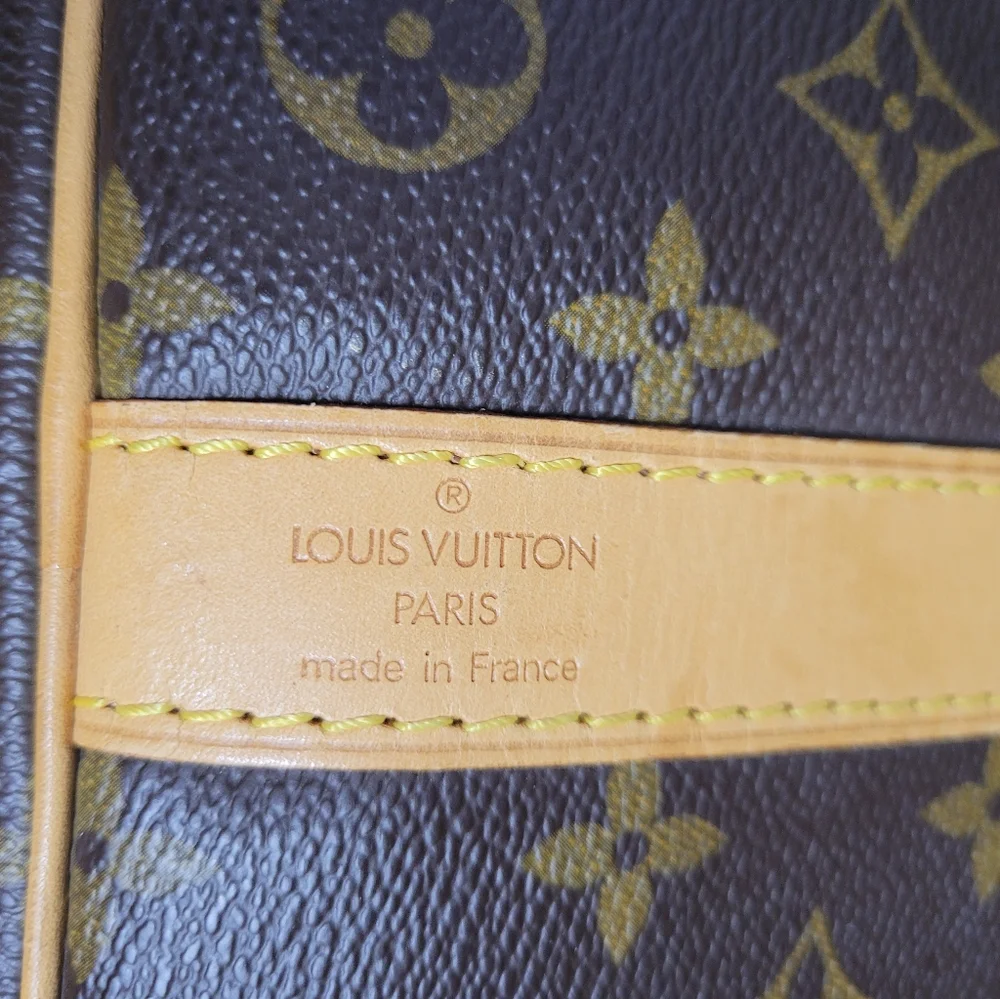 Louis Vuitton 🤎 100%