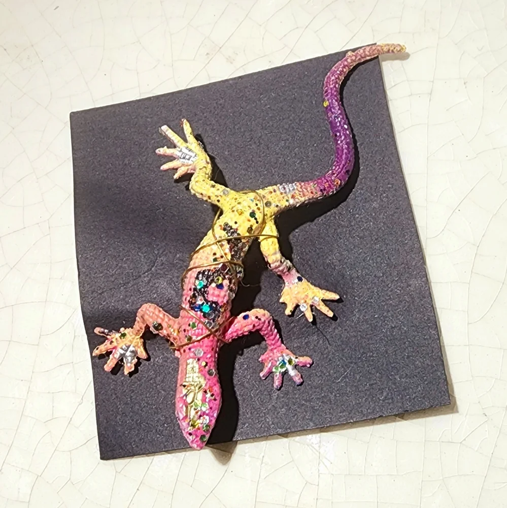 N/A colorful lizard