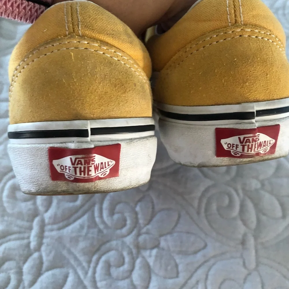 Vans women’s yellow