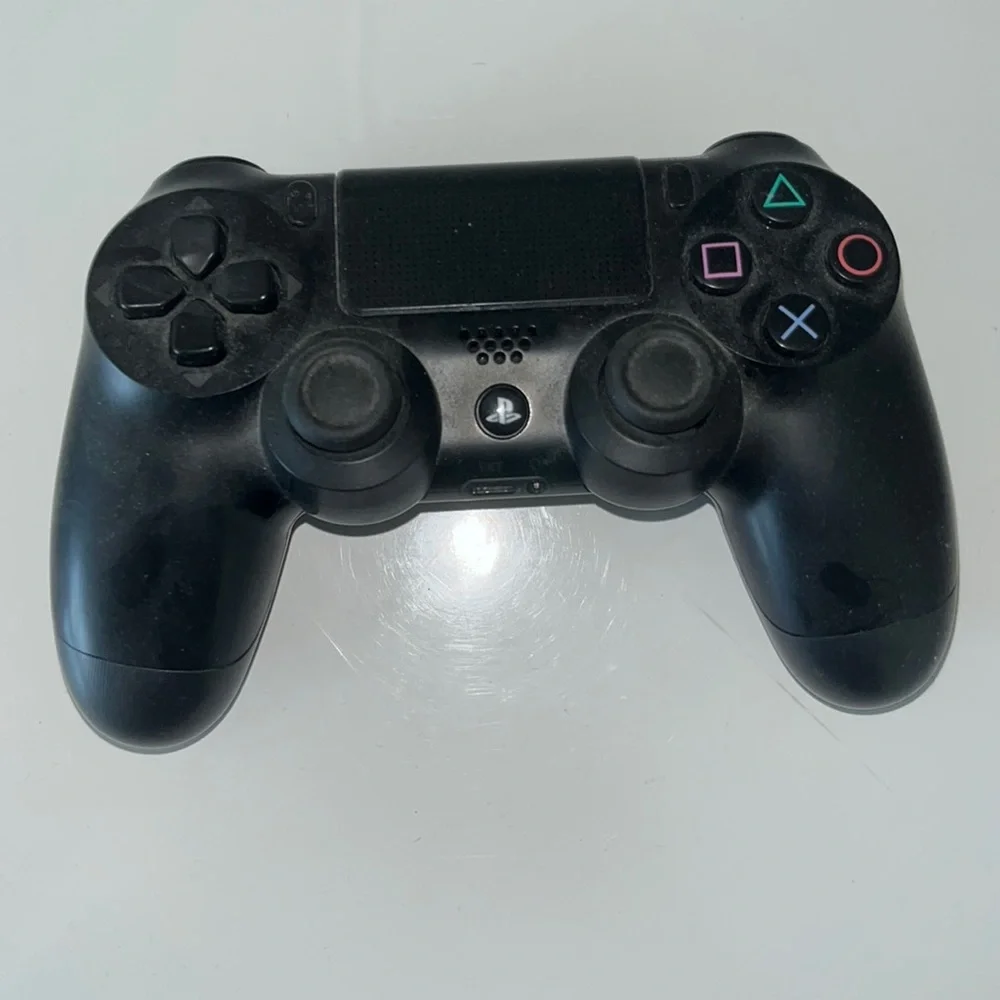 Sony PS4 Controller – Black – Excellent Working Condition