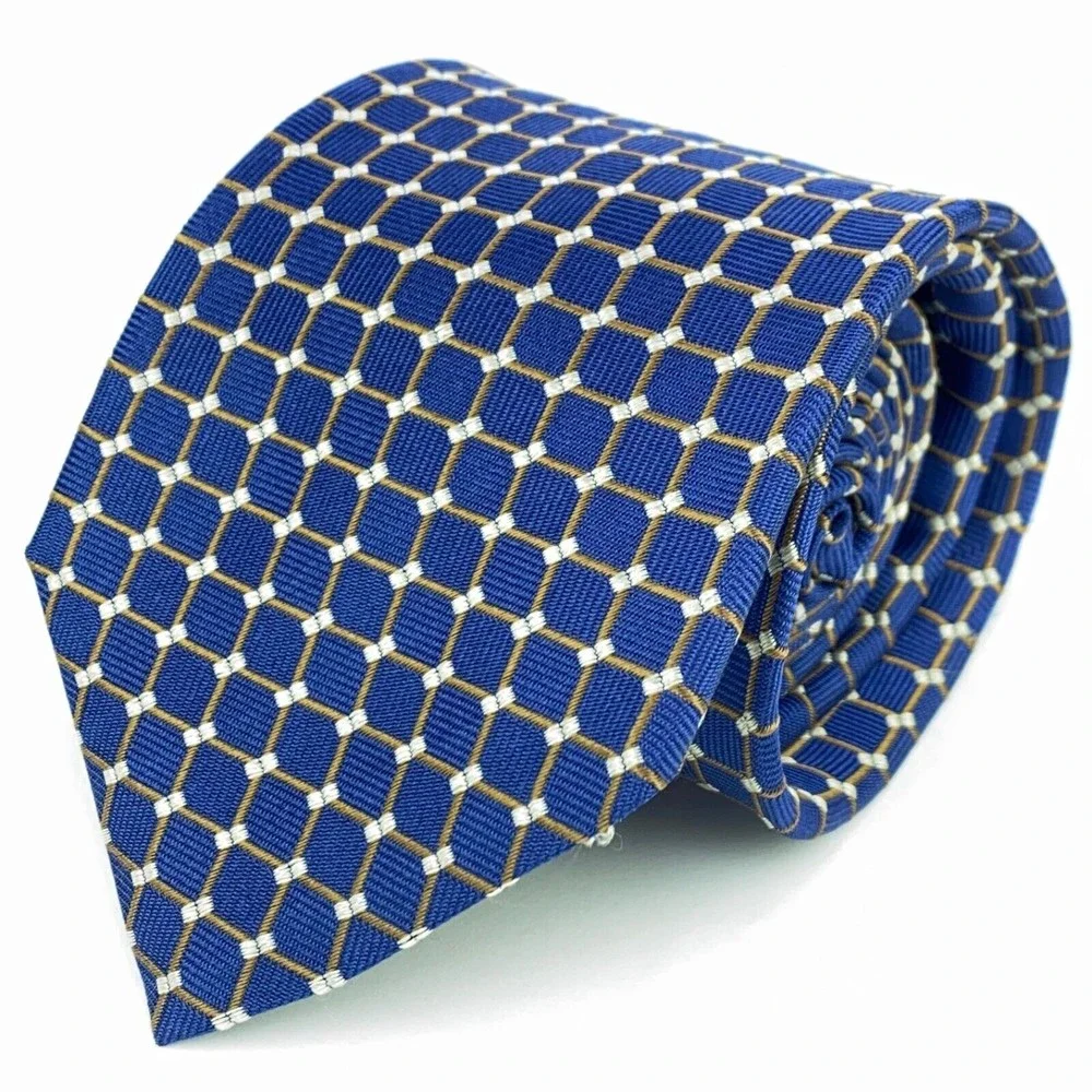 Dormeuil pictured come