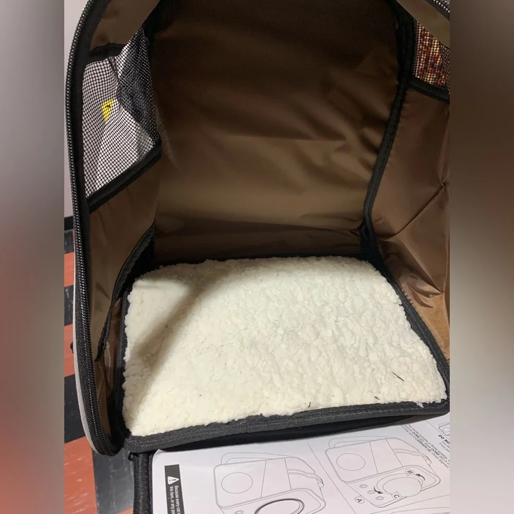 N/A cat carrier