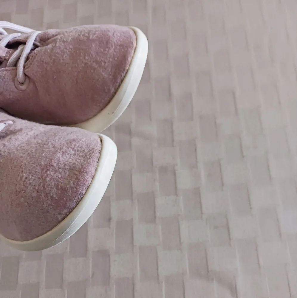 allbirds #barbie cream trend