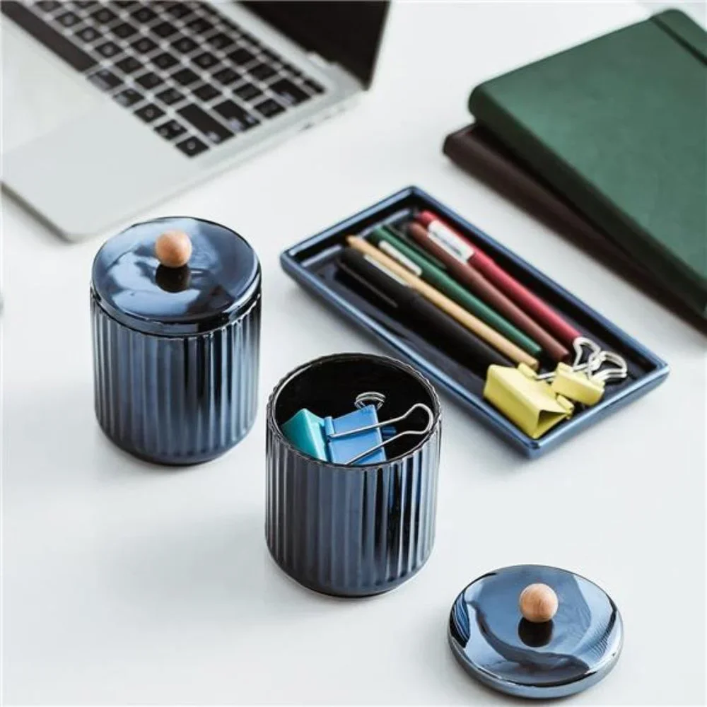 N/A space office，which top