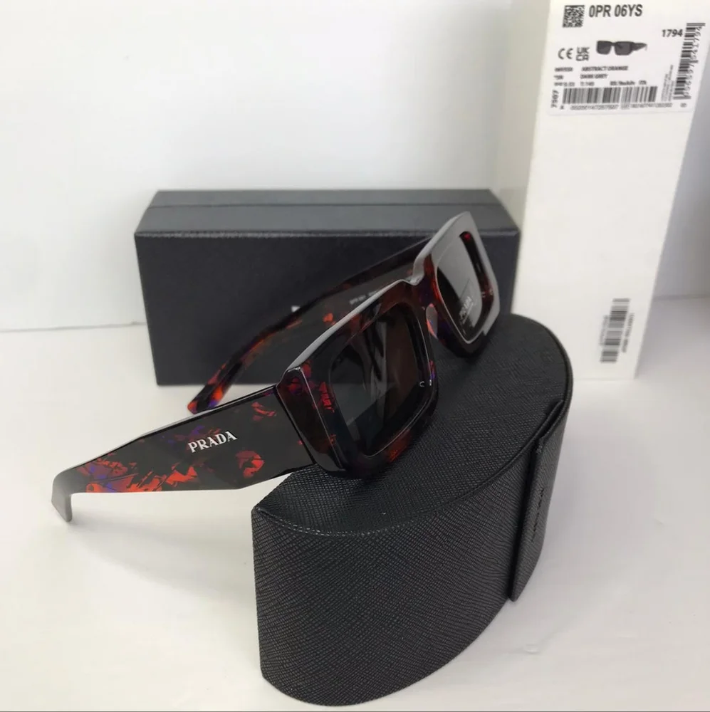 Prada 06ys 06v5s0