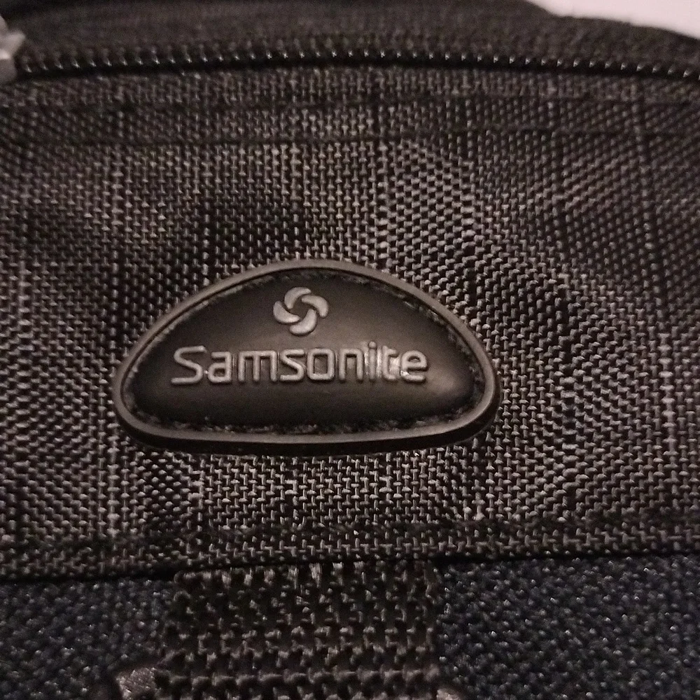 Samsonite bag length