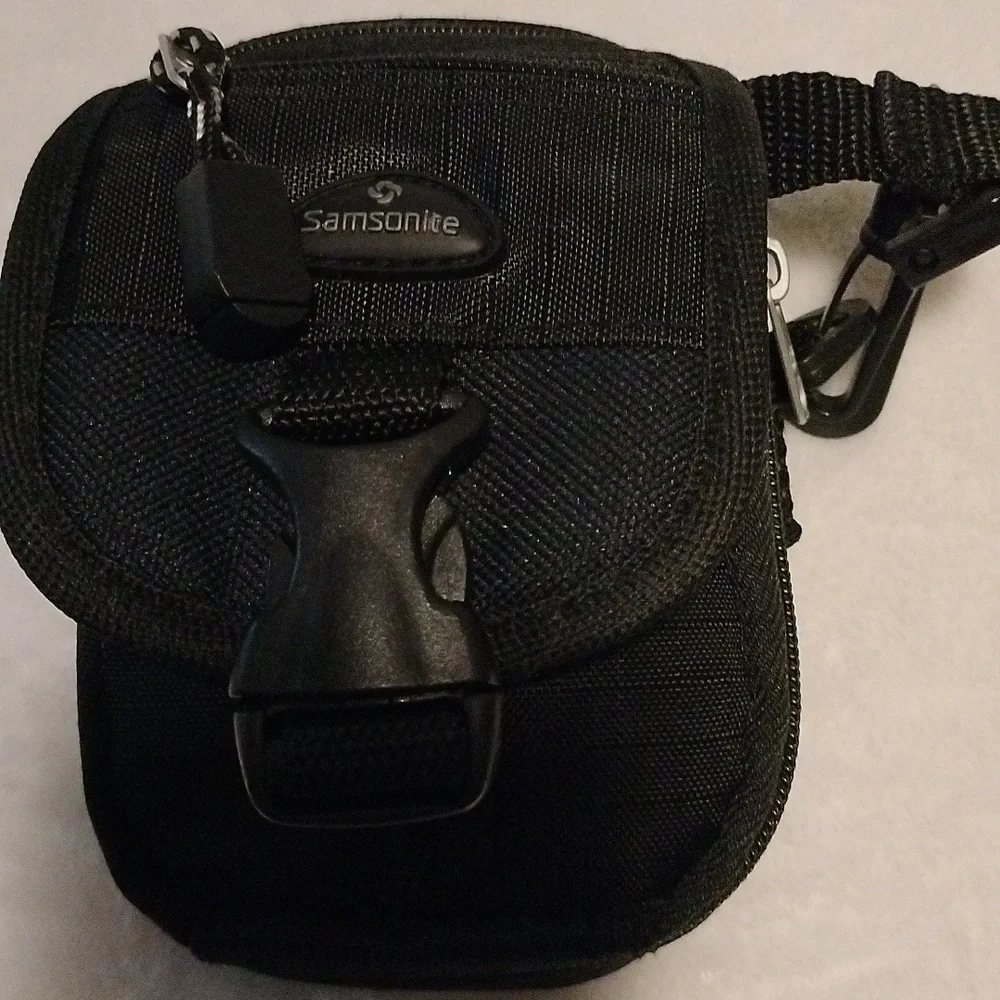 Samsonite small Camara bag