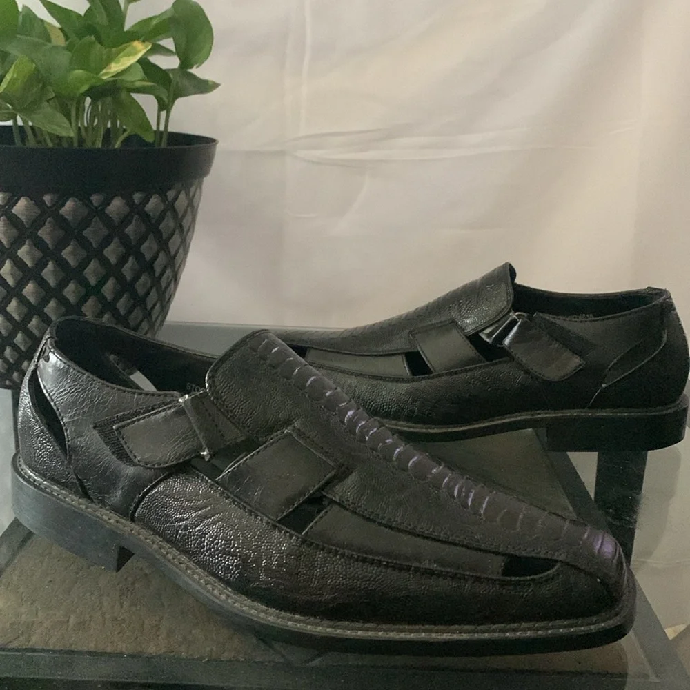 ANTONIO CERRELLI Mens Closed Toe Sandals