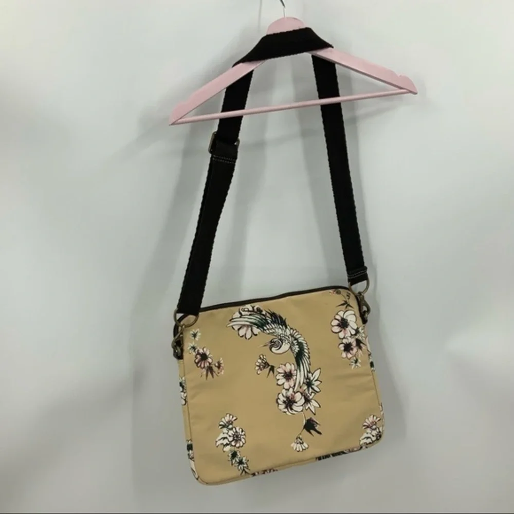 Lucky Brand messenger adjustable one