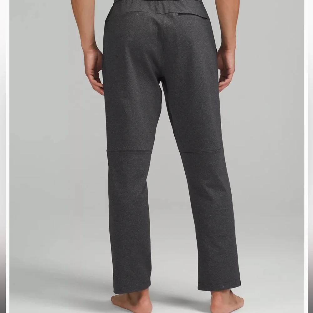 lululemon athletica couple relaxed