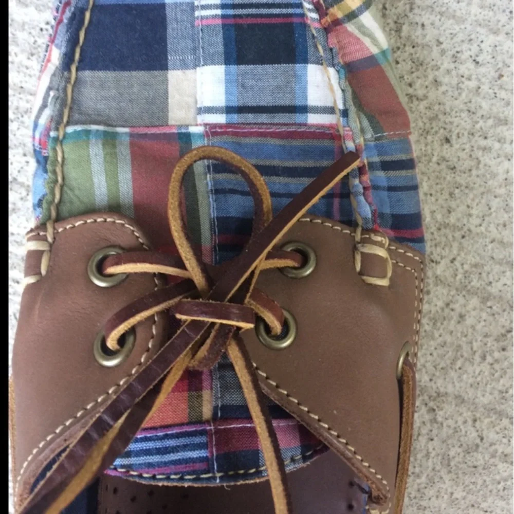 Brooks Brothers below leave comment