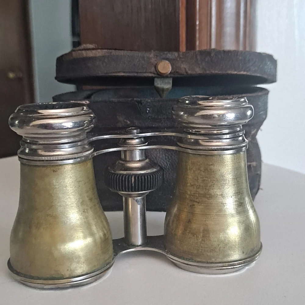 N/A beautiful antique