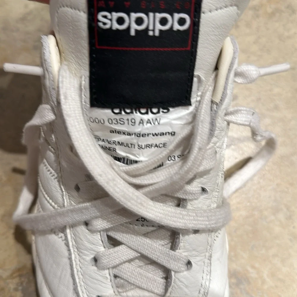 adidas soccer midsole