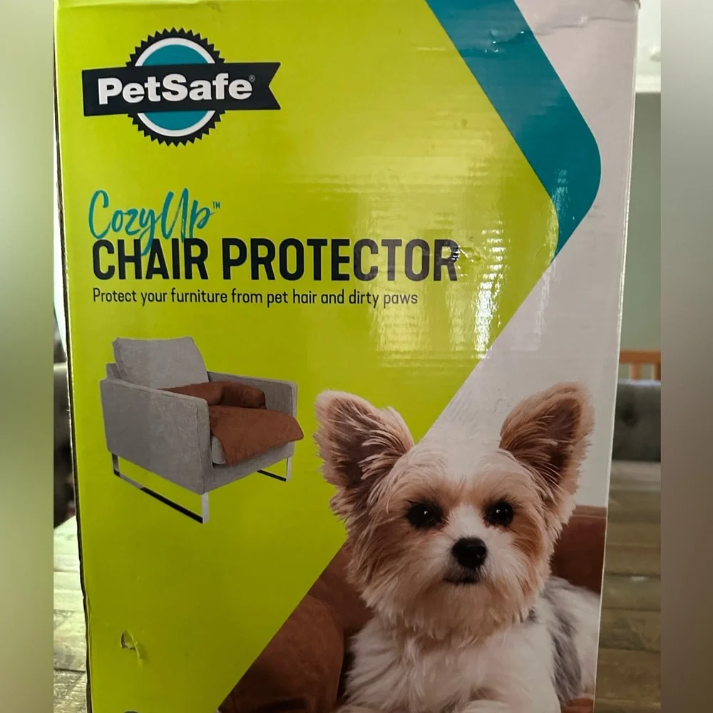 Pet Safe Cozy Up Chair Protector