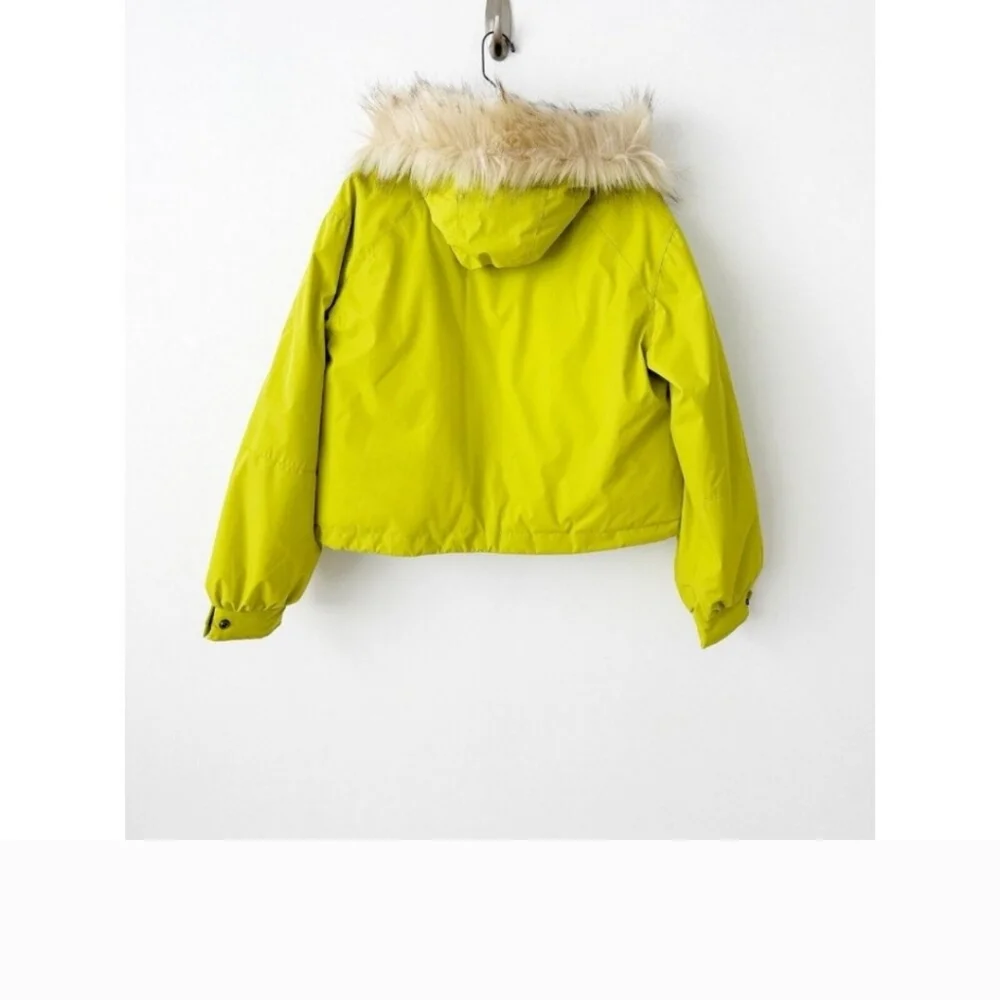 Anthropologie questions leave