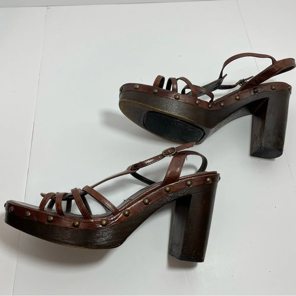 Via Spiga vintage via