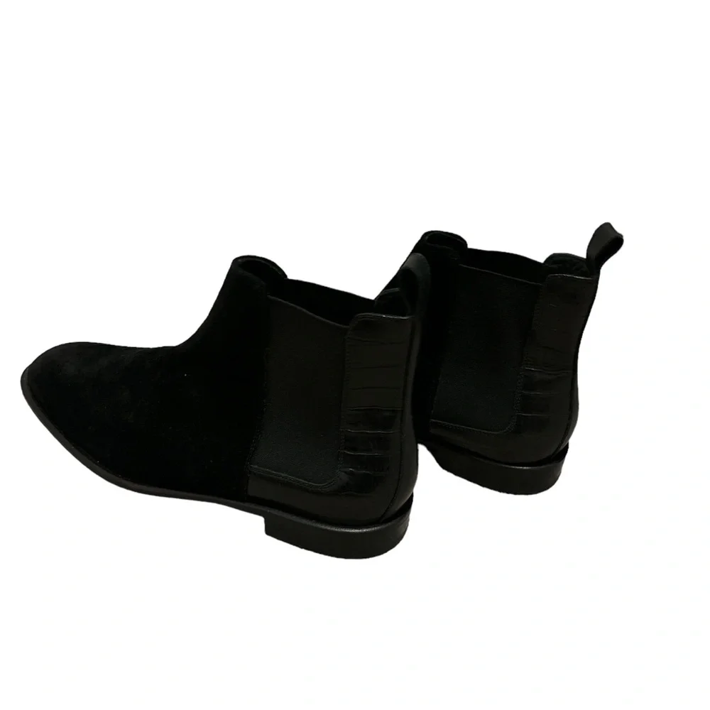 Donald J. Pliner calf suede