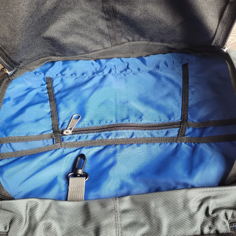 Jansport single hook as