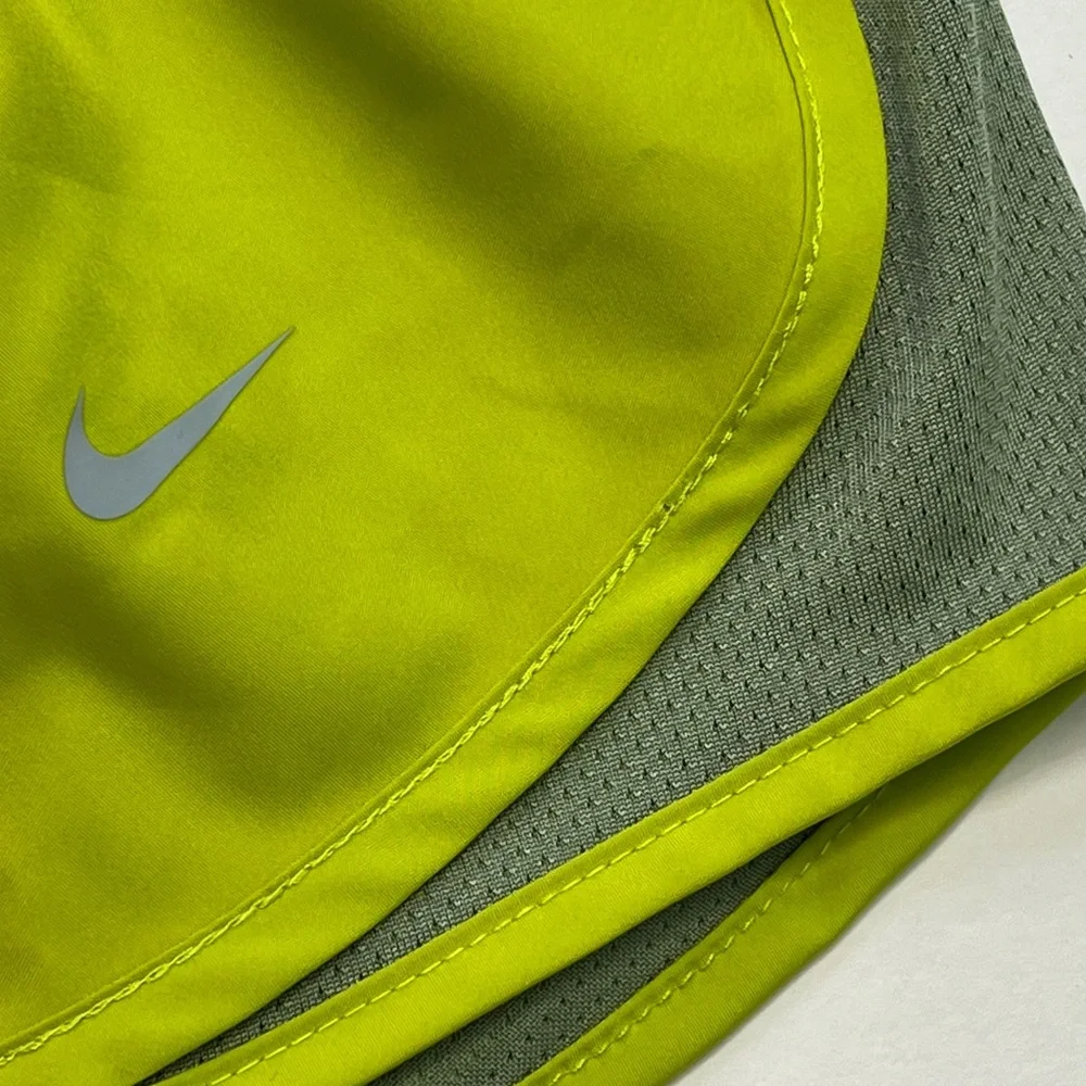 Nike stay style dry