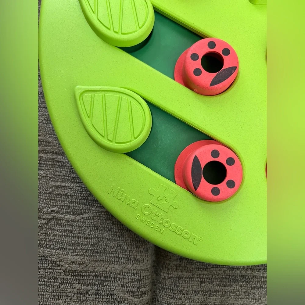 Catstages interactive food