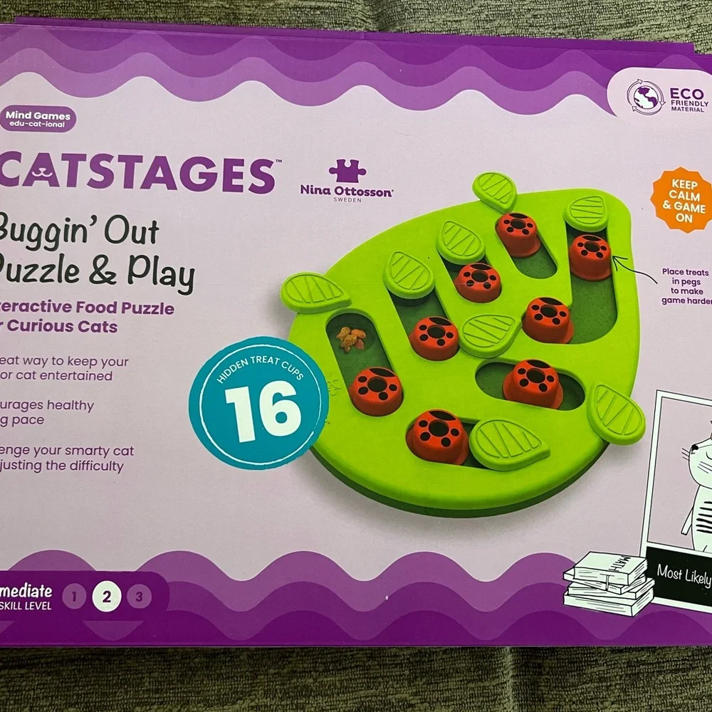 Catstages interactive food