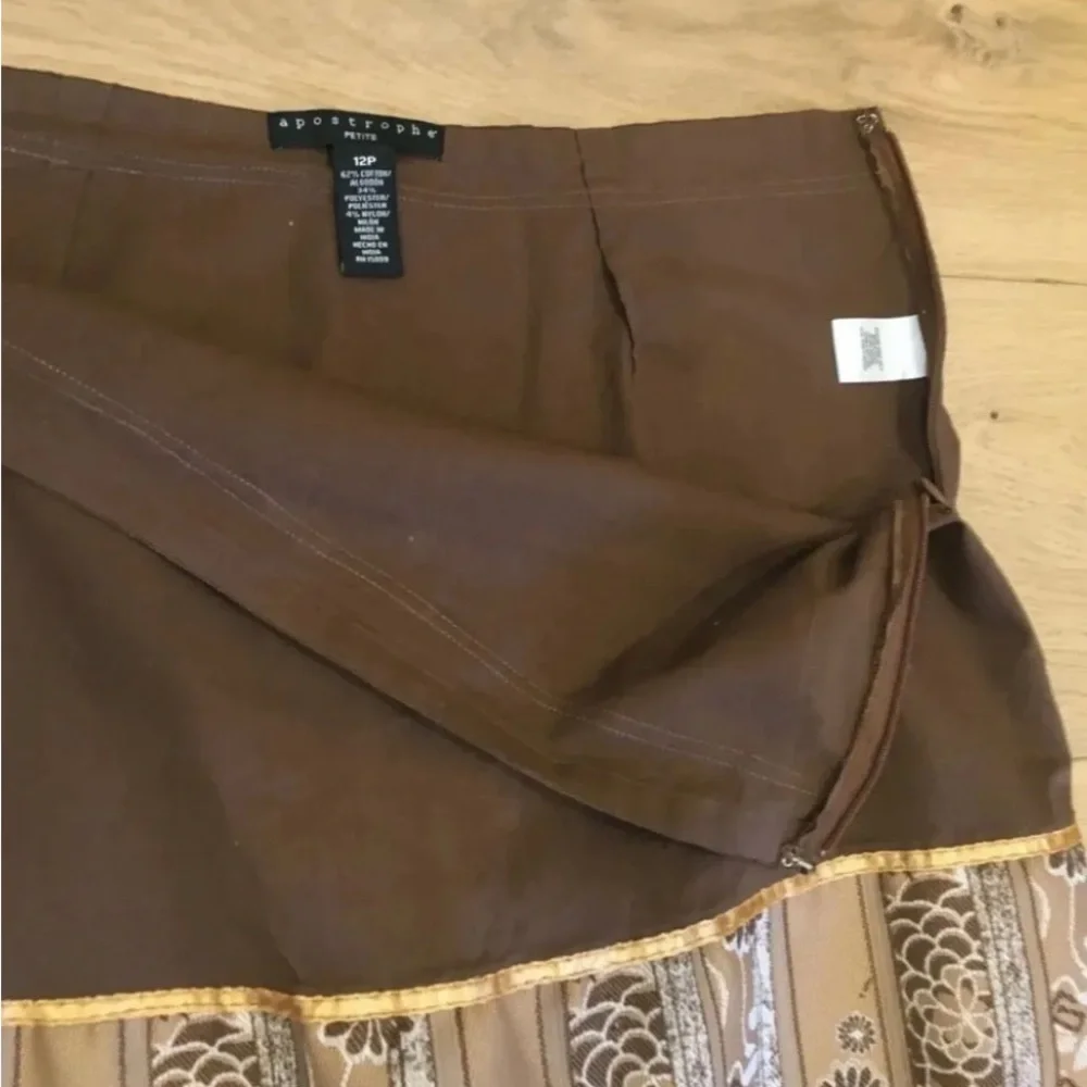 Apostrophe skirt size