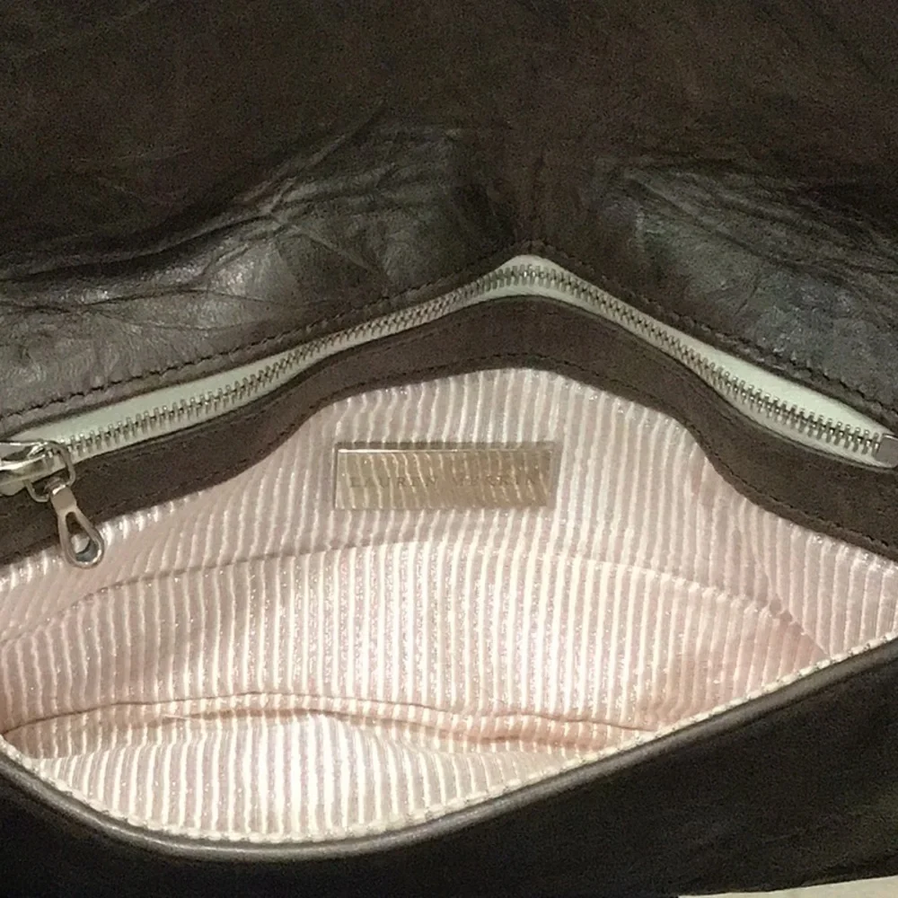 Lauren Mirkin zip bag measures