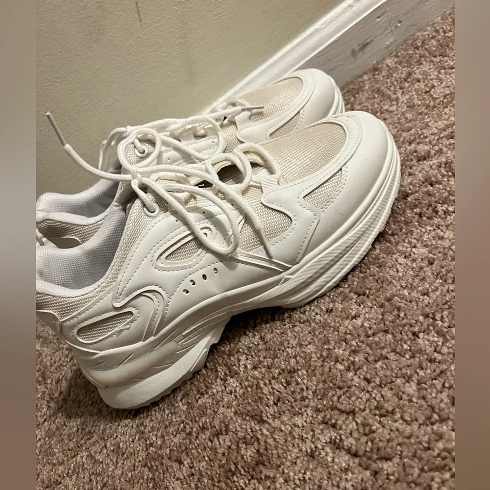 PrettyLittleThing never worn
