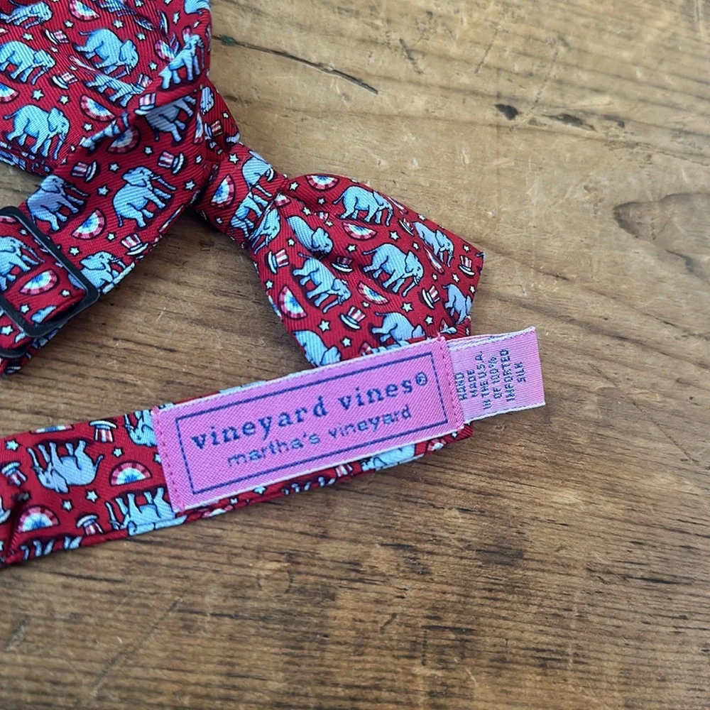 Vineyard Vines comment tag