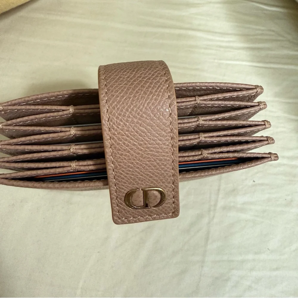 Dior cd cardholder slots