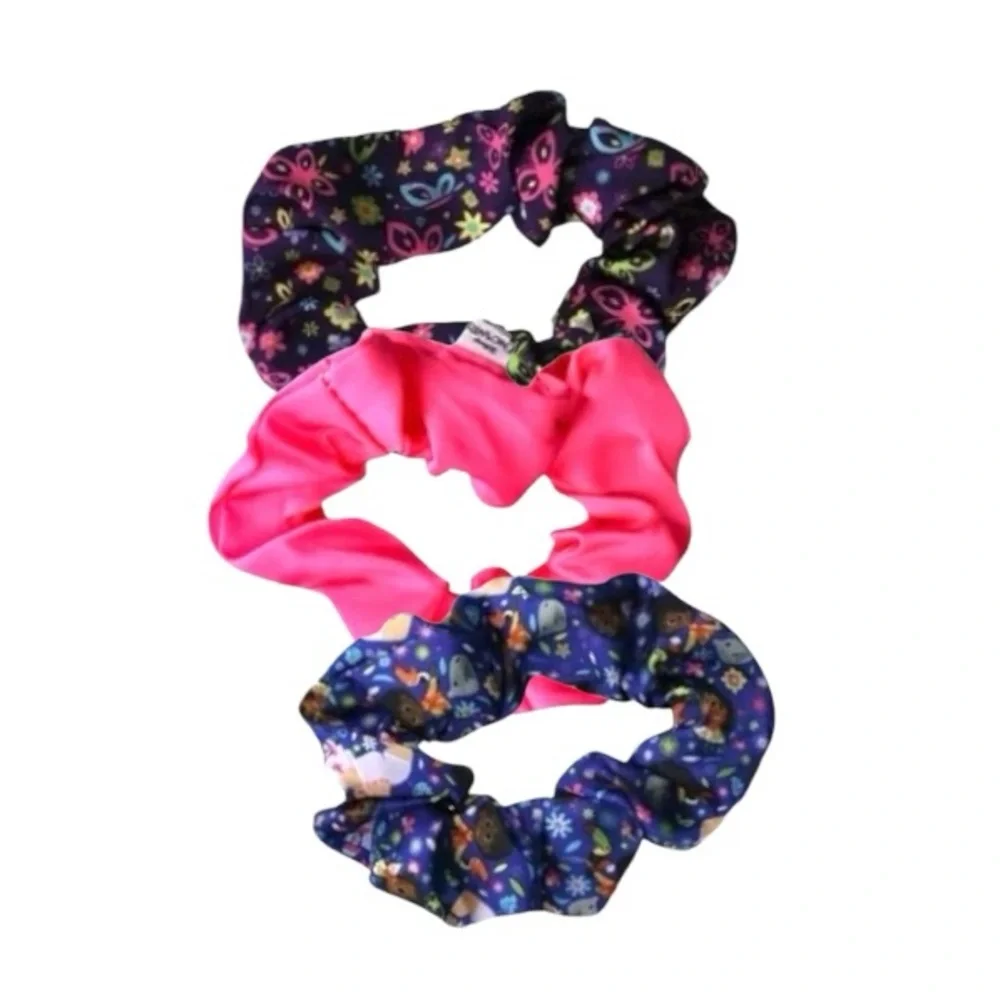 Disney nwt encanto