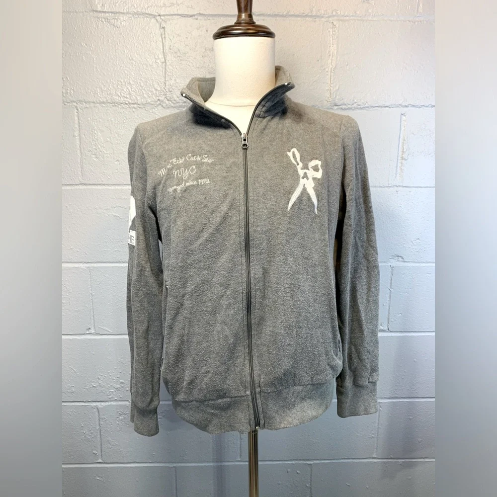 Marc Ecko neck ecko