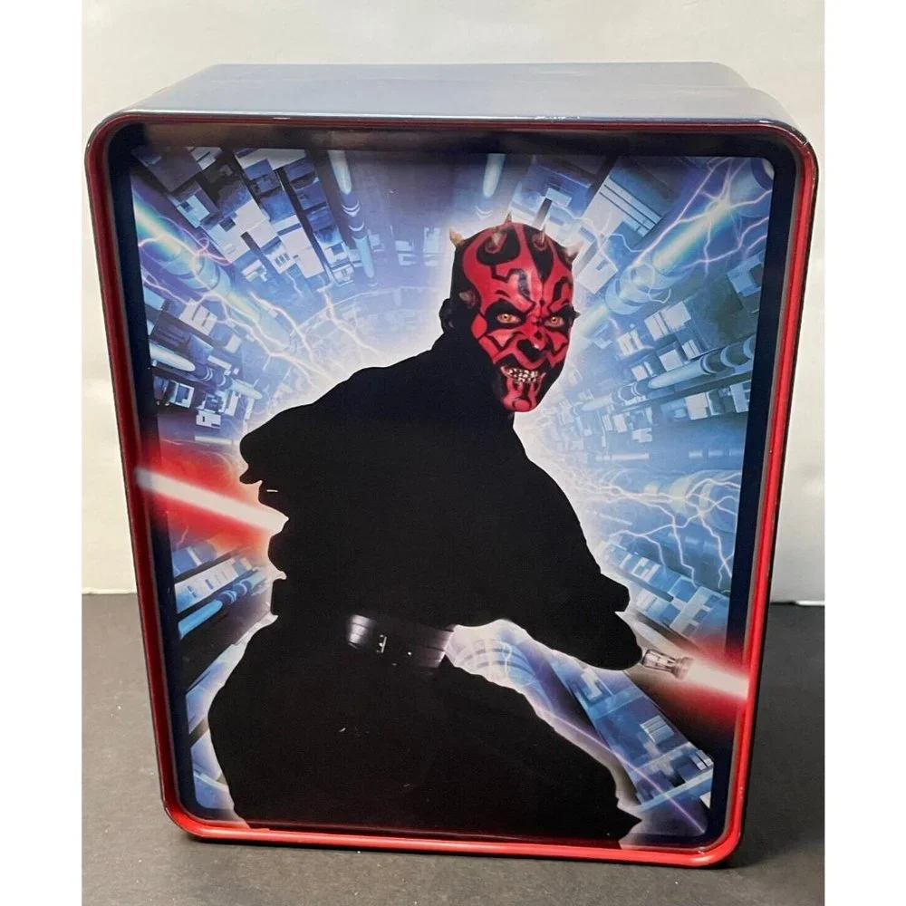Star Wars pods open
