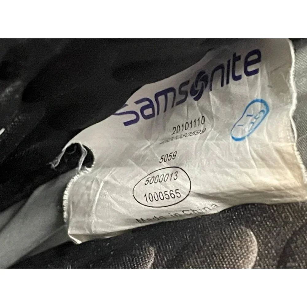 Samsonite messenger 12