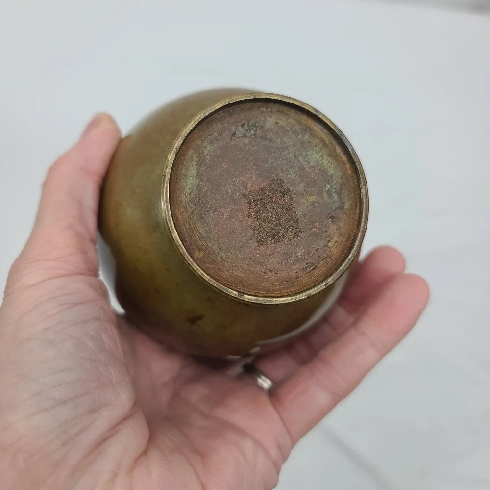 N/A estate vintage