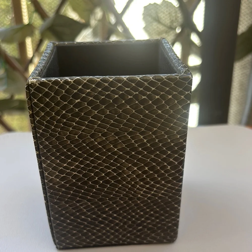 N/A vintage genuine