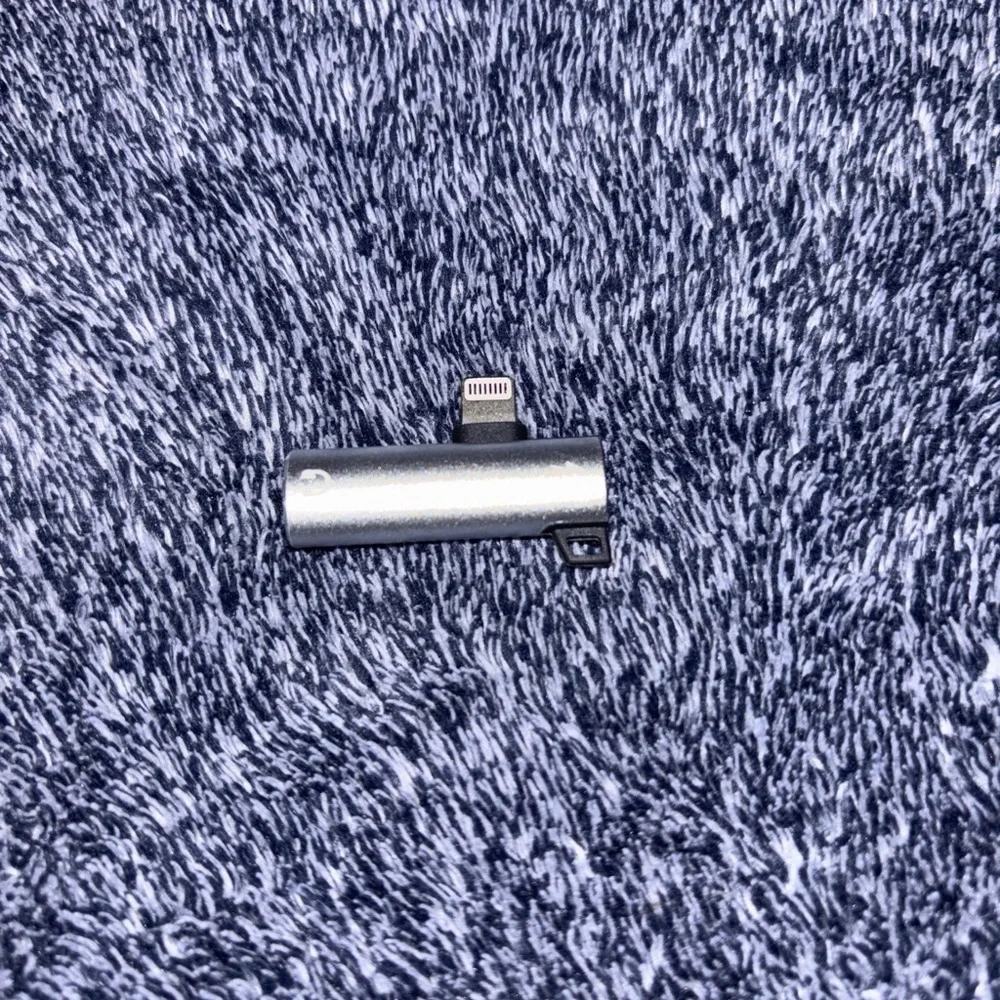 Silver Lightning Adapter