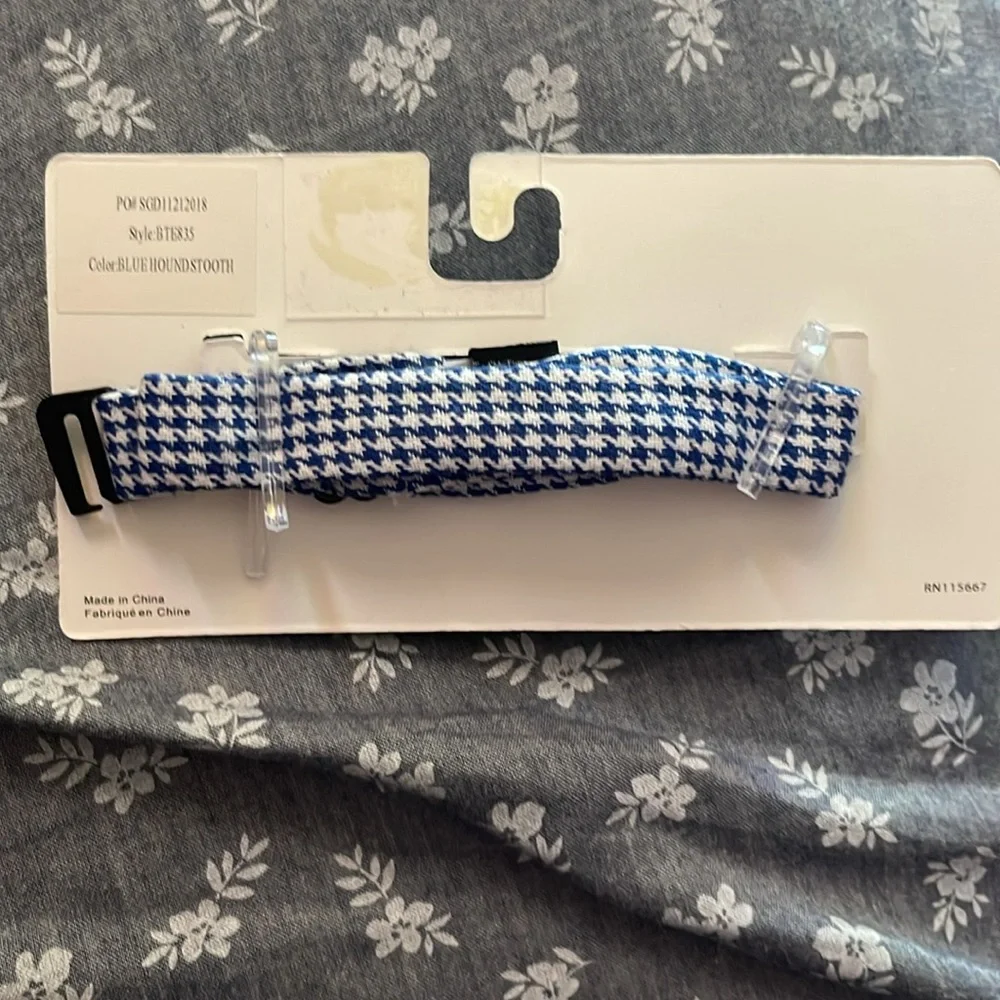 Isaac Mizrahi stylish blue