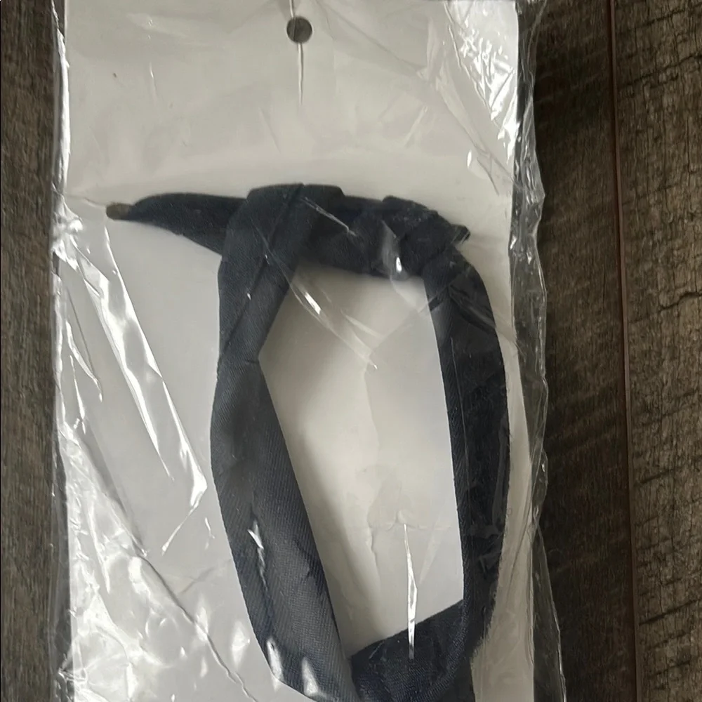 French Toast french necktie fits