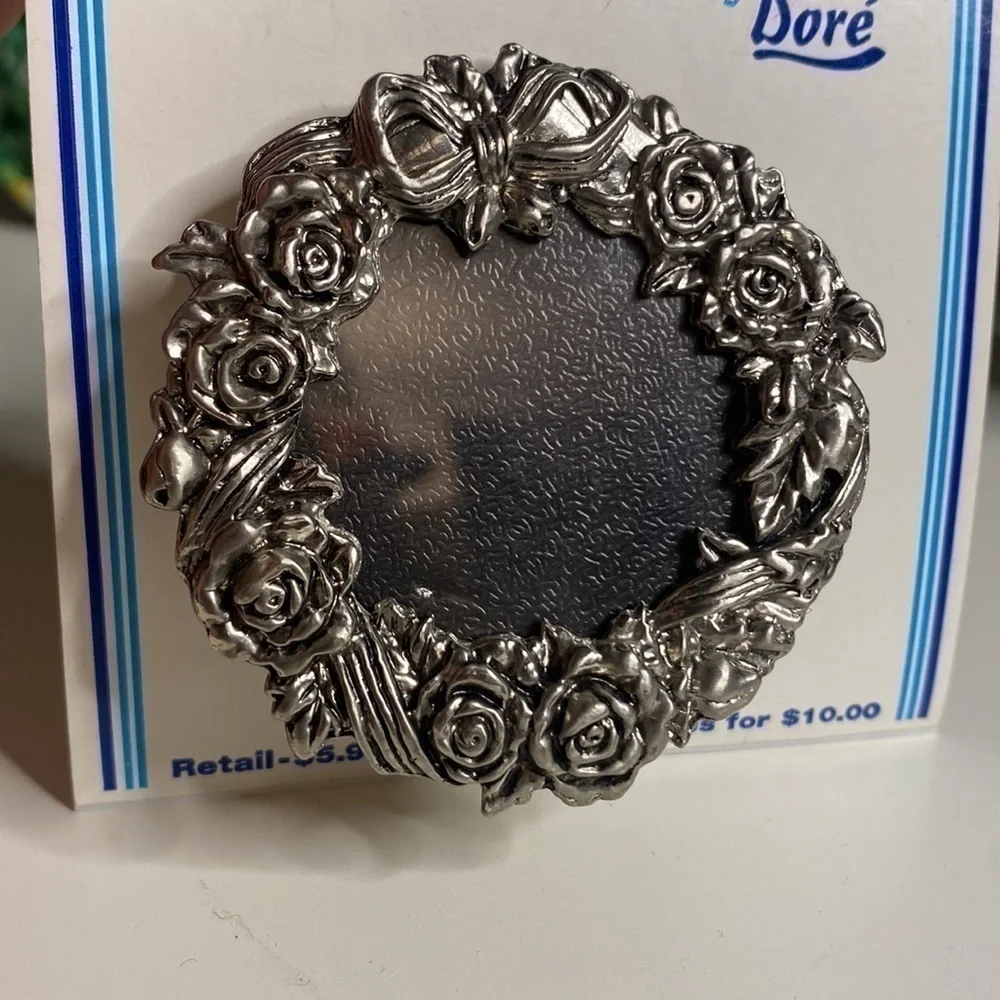 express photo frames small round