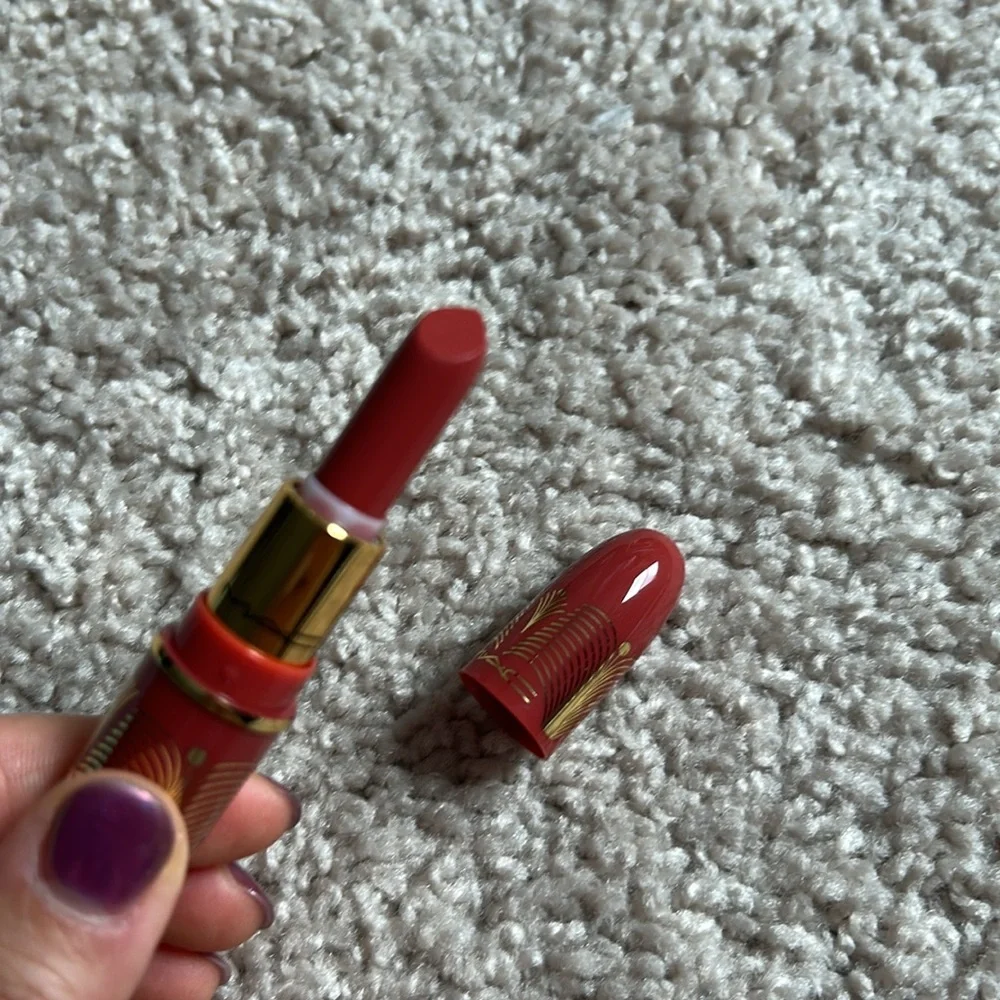 MAC Cosmetics new without