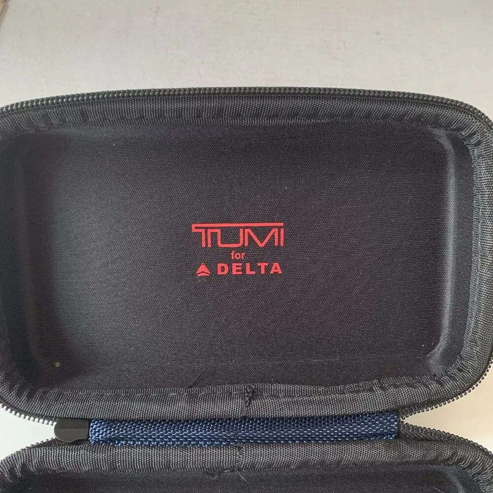 Tumi product navy
