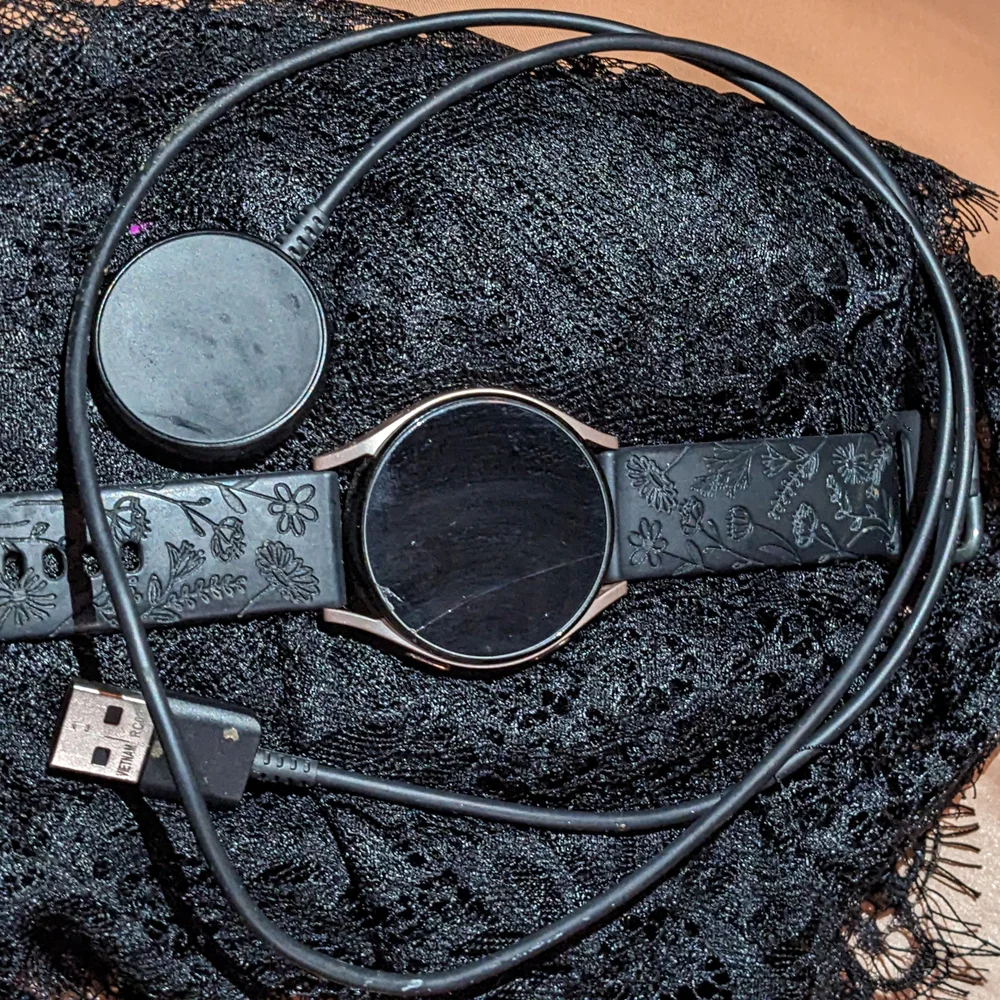 Samsung face charger