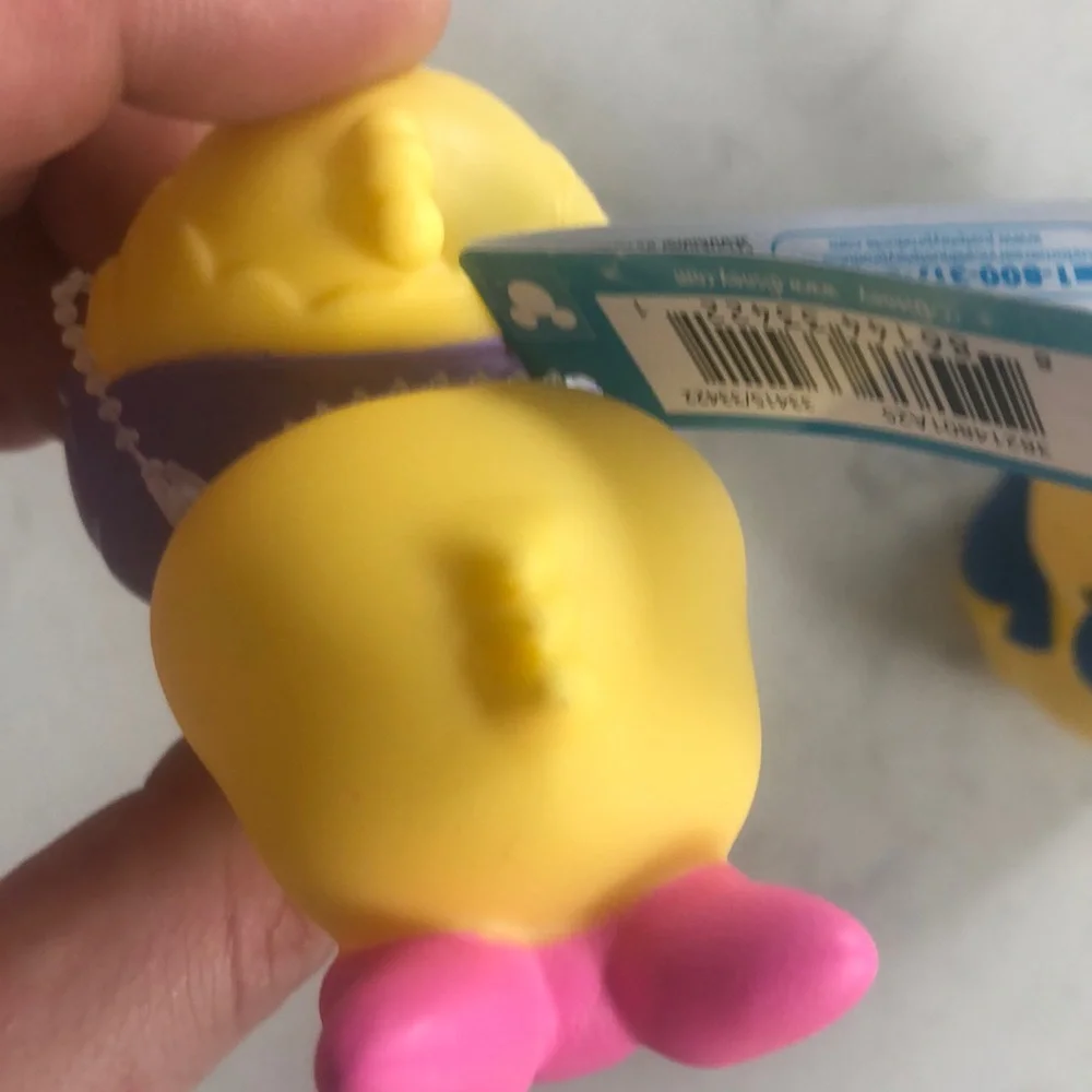 Disney beak red