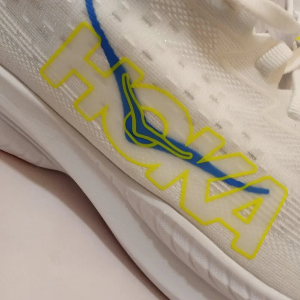 Hoka One One men runnng