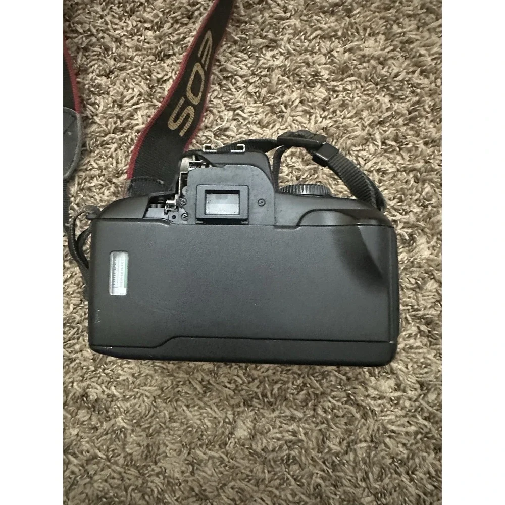 Canon eos 700