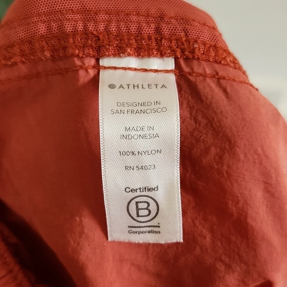Athleta expedition shorts